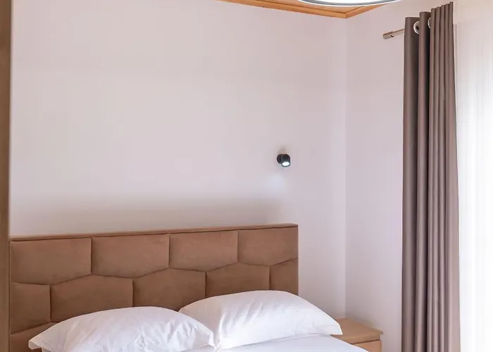 Lukas アパート *